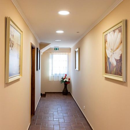Oereghegyi Bika Panzio Bed and Breakfast Székesfehérvár Eksteriør billede