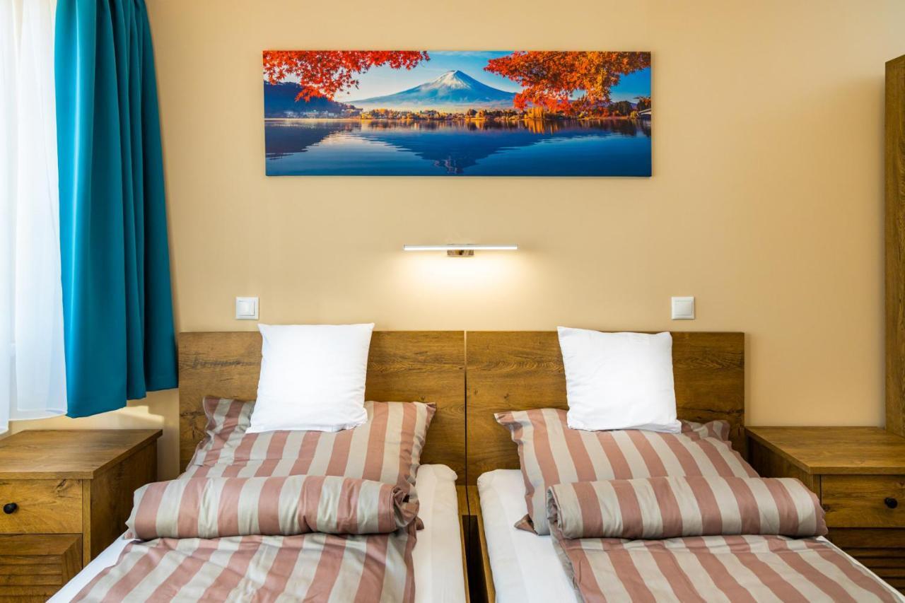 Oereghegyi Bika Panzio Bed and Breakfast Székesfehérvár Eksteriør billede